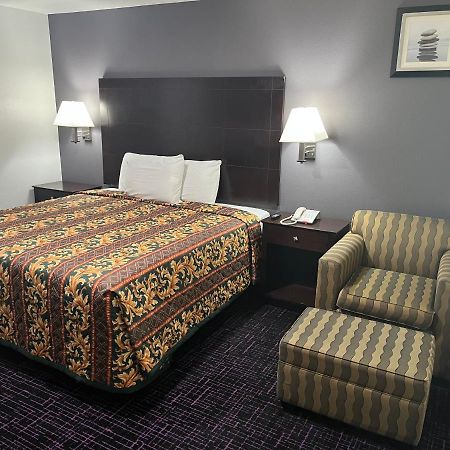 Broadway Inn Motel サンアントニオ エクステリア 写真