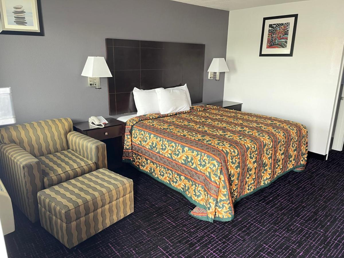 Broadway Inn Motel サンアントニオ エクステリア 写真